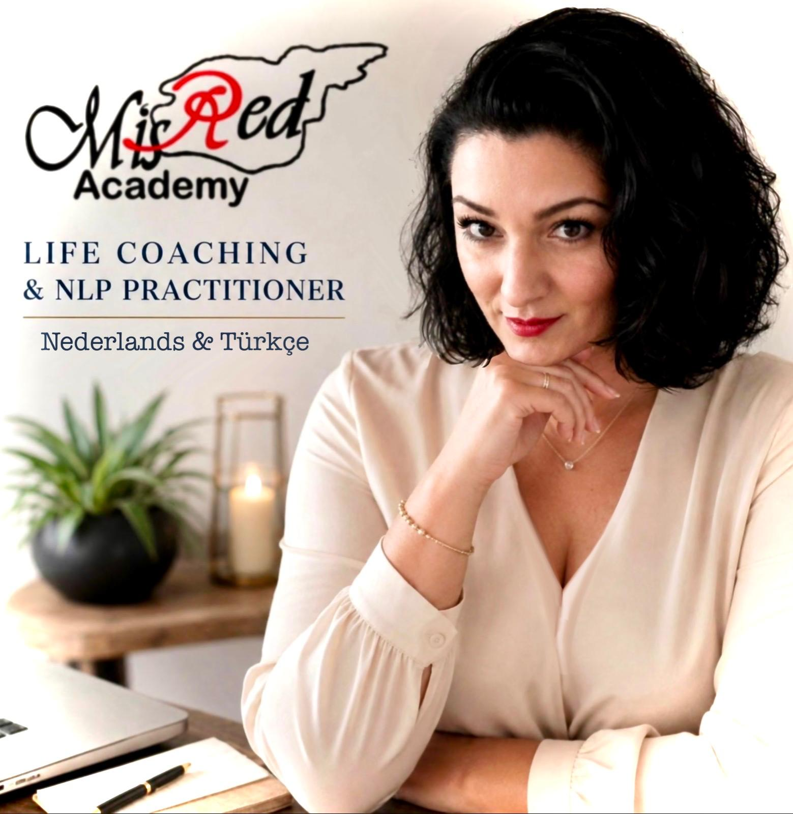 Ozden — oprichter van MisRed Academy, Life Coaching & NLP Practitioner (Nederlands & Türkçe)